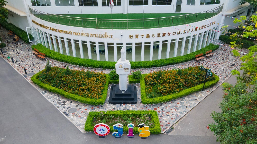 truong-quoc-te-nhat-ban-1